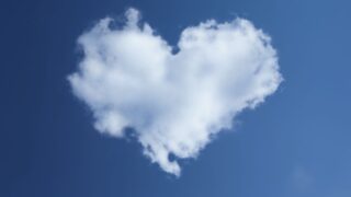 Free heart shaped cloud image